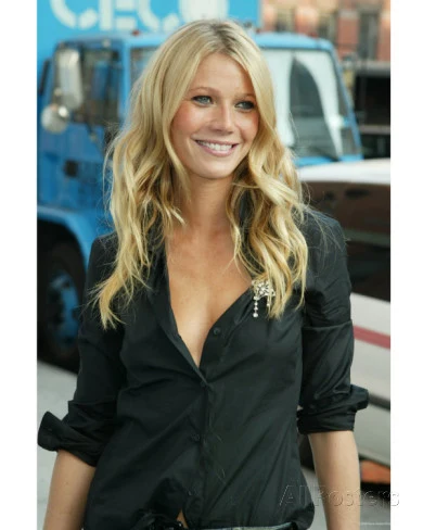 Gwyneth Paltrow learned Spanish during an exchange year in Spain